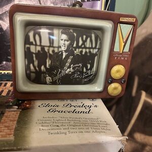 Vandor Elvis Presley Collectible Tin TV - Brown